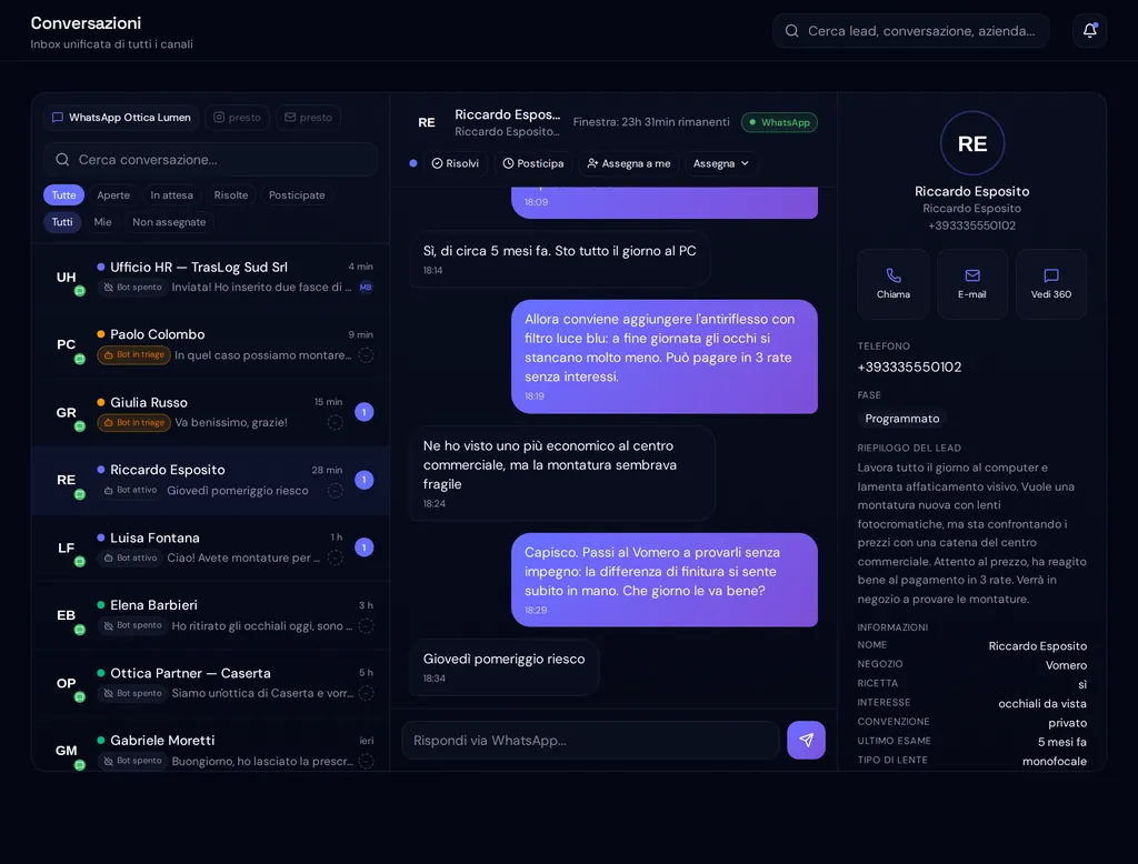 Inbox di WaHub con le conversazioni WhatsApp dell'azienda (dati fittizi)